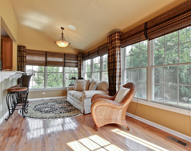 10 Eagle Ridge Drive - Photo Thumbnail 14