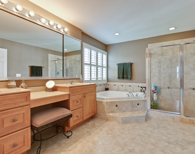 10 Eagle Ridge Drive - Photo Thumbnail 28