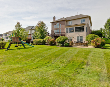 10 Eagle Ridge Drive - Photo Thumbnail 37