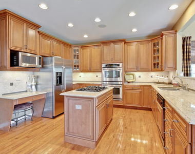 10 Eagle Ridge Drive - Photo Thumbnail 10