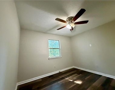 5200 Afton Way Se - Photo Thumbnail 18