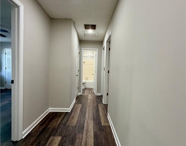 5200 Afton Way Se - Photo Thumbnail 12