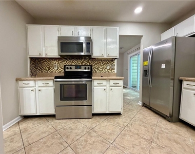 5200 Afton Way Se - Photo Thumbnail 6