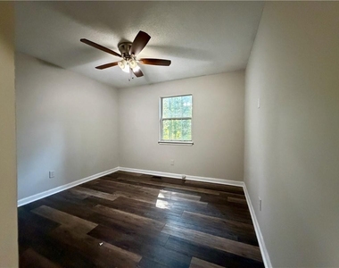 5200 Afton Way Se - Photo Thumbnail 16