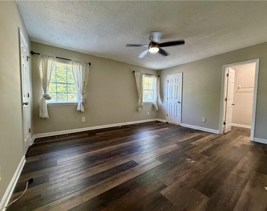 5200 Afton Way Se - Photo Thumbnail 21