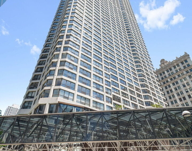405 N Wabash Avenue - Photo Thumbnail 13