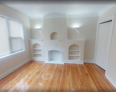 817 W 83rd Street - Photo Thumbnail 1