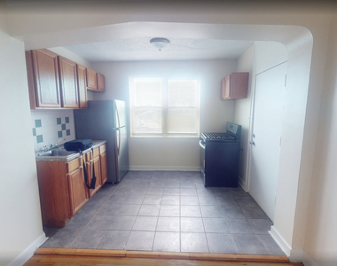 817 W 83rd Street - Photo Thumbnail 3