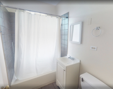 817 W 83rd Street - Photo Thumbnail 5
