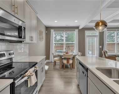 7689 Baron Road - Photo Thumbnail 14