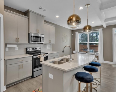 7689 Baron Road - Photo Thumbnail 13