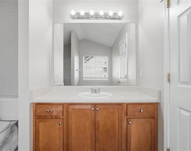 465 Camella Circle - Photo Thumbnail 21