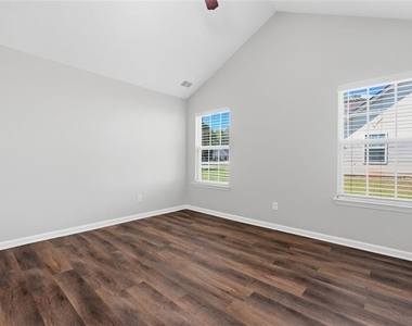 465 Camella Circle - Photo Thumbnail 19