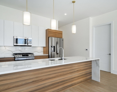 159 W North Avenue - Photo Thumbnail 6