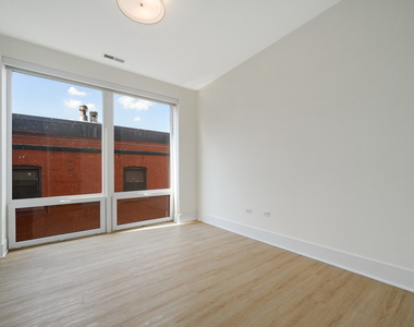 159 W North Avenue - Photo Thumbnail 12