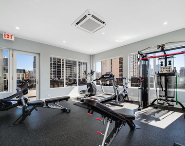159 W North Avenue - Photo Thumbnail 16