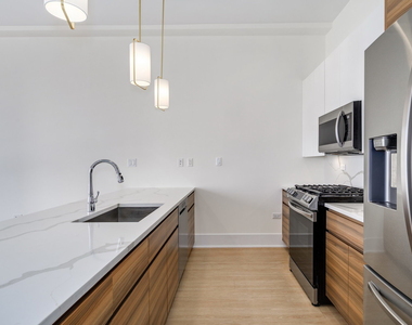 159 W North Avenue - Photo Thumbnail 7
