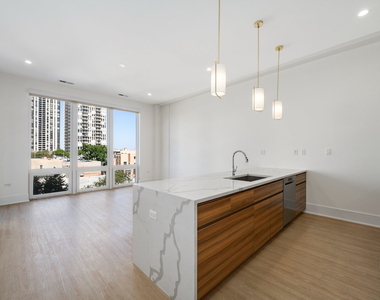 159 W North Avenue - Photo Thumbnail 2