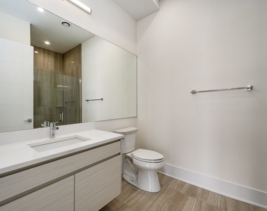 159 W North Avenue - Photo Thumbnail 10