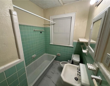1292 Oxford Road Ne - Photo Thumbnail 11