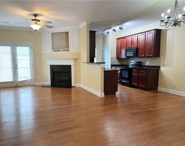 34 N Oaks Circle - Photo Thumbnail 2