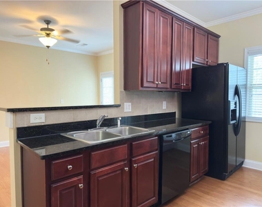 34 N Oaks Circle - Photo Thumbnail 5
