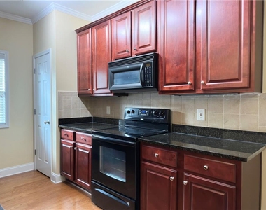 34 N Oaks Circle - Photo Thumbnail 7