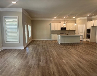 4070 Mayhill Circle - Photo Thumbnail 6