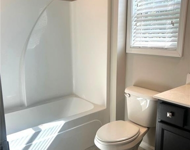 4070 Mayhill Circle - Photo Thumbnail 17