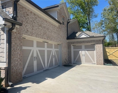 4070 Mayhill Circle - Photo Thumbnail 1