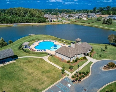 4070 Mayhill Circle - Photo Thumbnail 21