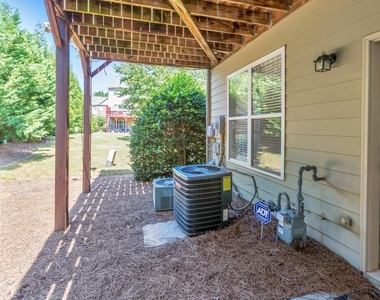 3214 Greenwood Oak Drive - Photo Thumbnail 41