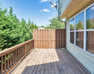 3214 Greenwood Oak Drive - Photo Thumbnail 39