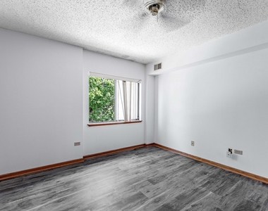 884 N Prairie Avenue - Photo Thumbnail 8
