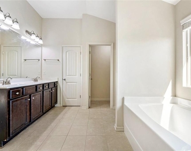 4467 Water Mill Drive - Photo Thumbnail 22