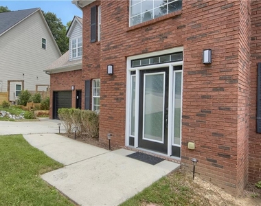 5972 Rosie Lane Se - Photo Thumbnail 1