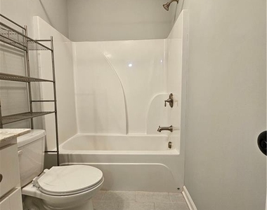 3218 Leyden Court - Photo Thumbnail 88