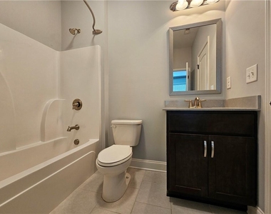 3218 Leyden Court - Photo Thumbnail 32