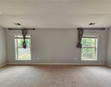3218 Leyden Court - Photo Thumbnail 57