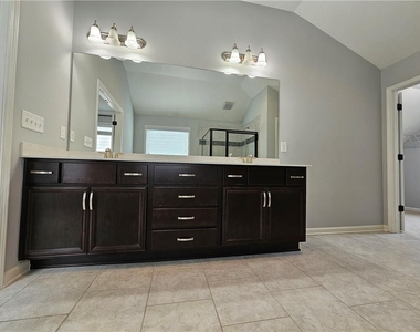 3218 Leyden Court - Photo Thumbnail 76