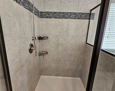 3218 Leyden Court - Photo Thumbnail 85