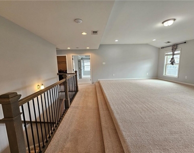 3218 Leyden Court - Photo Thumbnail 41