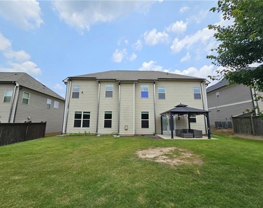 3218 Leyden Court - Photo Thumbnail 1