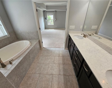 3218 Leyden Court - Photo Thumbnail 86