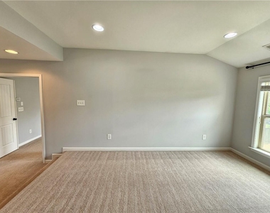 3218 Leyden Court - Photo Thumbnail 58