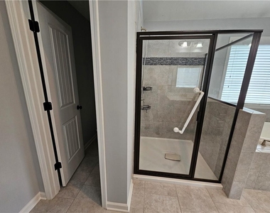 3218 Leyden Court - Photo Thumbnail 79