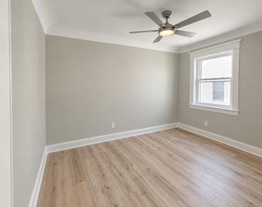 4118 S King Drive - Photo Thumbnail 9