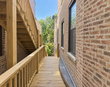 4118 S King Drive - Photo Thumbnail 11