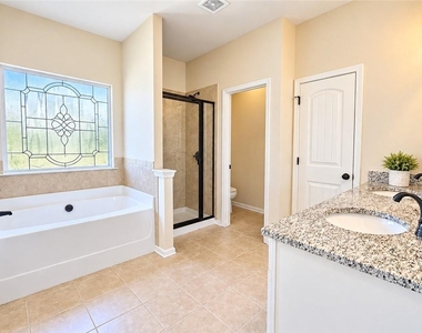 1718 Hanover West Court - Photo Thumbnail 23