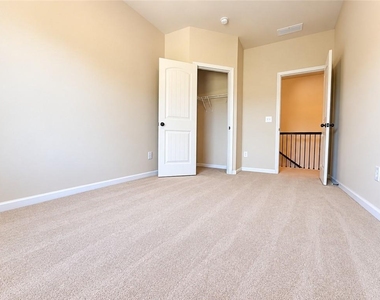 1718 Hanover West Court - Photo Thumbnail 28